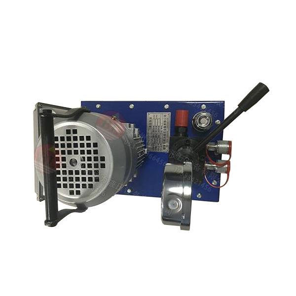 DBS0.7����ʽ�߉��ͱ� ��yʽ΢��늄�(d��ng)Һ��վ