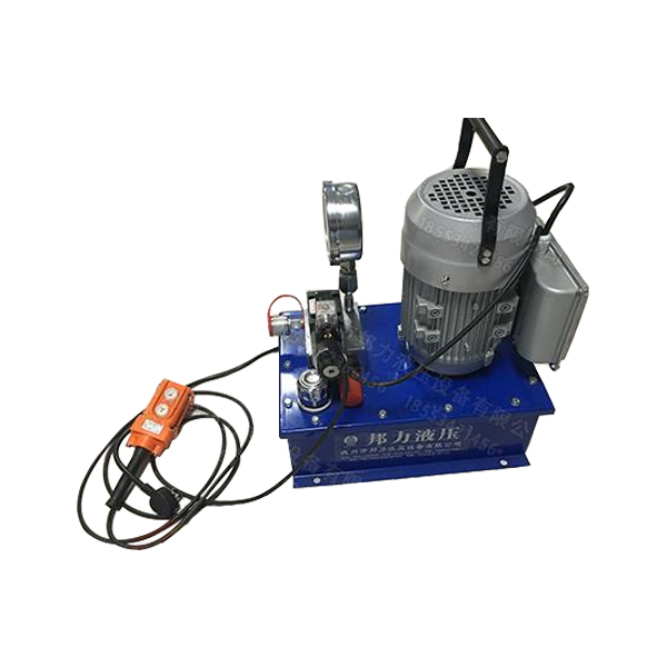 DBD0.7L����ʽҺ��վ 70Mpa늄�(d��ng)Һ����վ