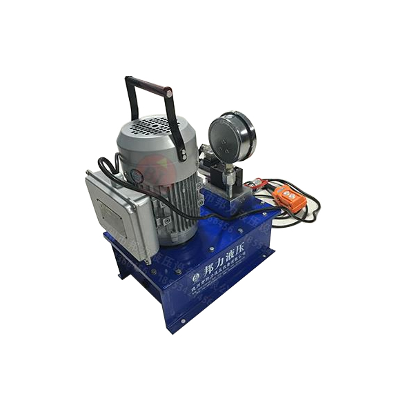 DBS0.7����ʽ�߉��ͱ� ��yʽ΢��늄�(d��ng)Һ��վ